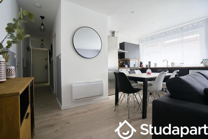 Chambre - 10 m² - 1 pièce