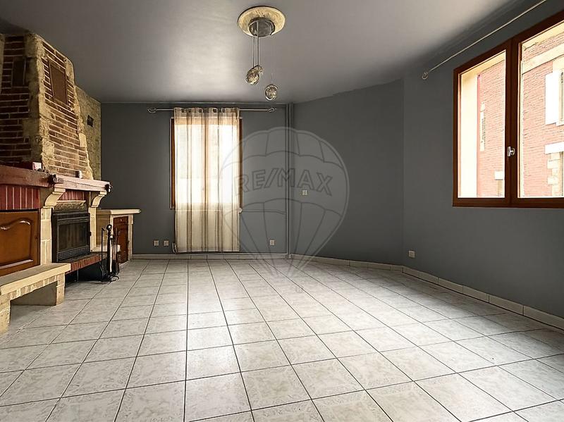 Demeure - 130 m² - 6 pièces