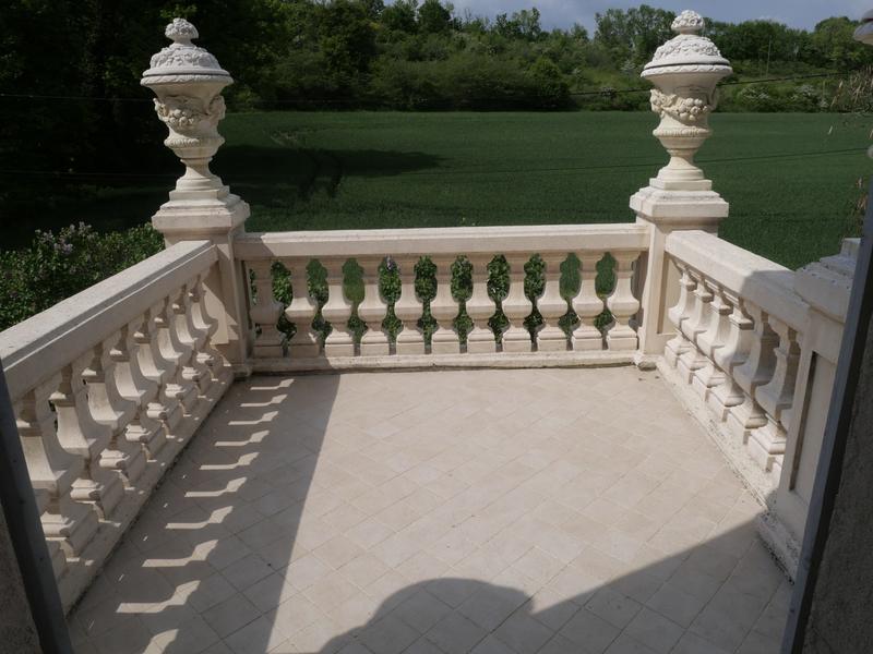 Château - 685 m² - 17 pièces