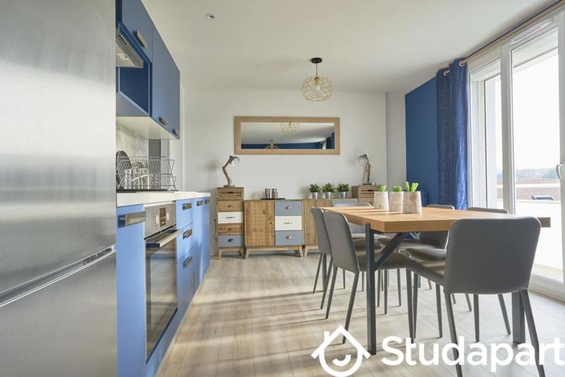 Chambre - 10 m² - 1 pièce