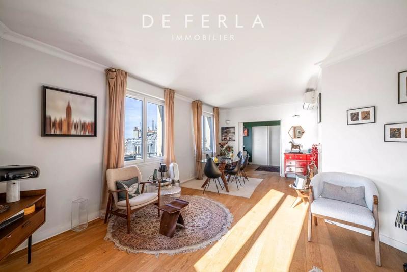 Appartement - 100 m² - 5 pièces