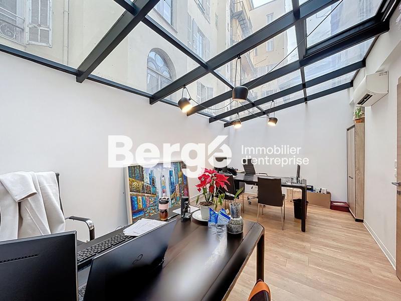 Local commercial - 160 m²