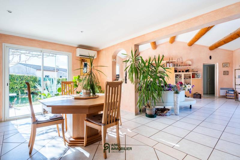 Maison - 212 m² - 5 pièces