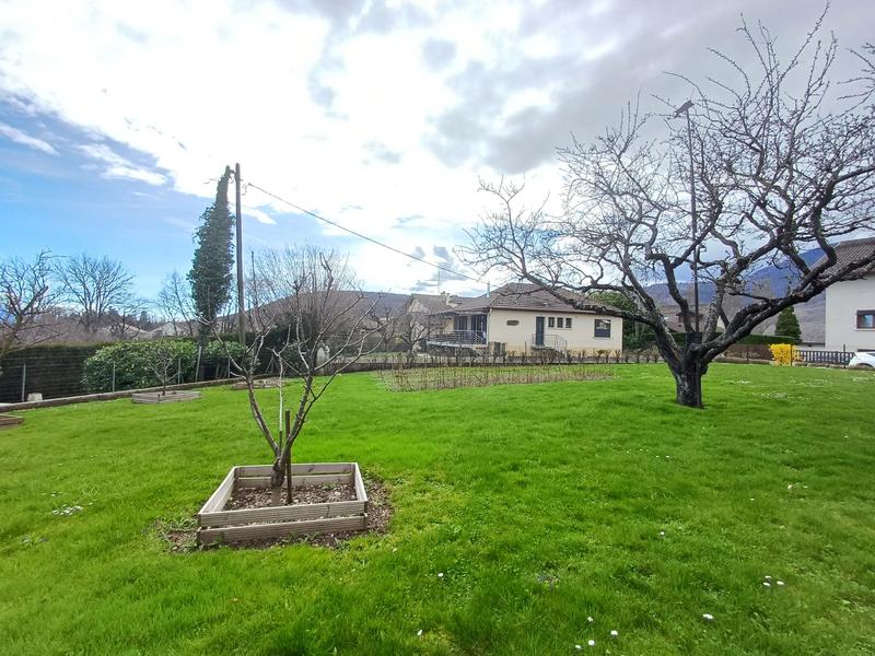 Maison - 339 m² - 15 pièces