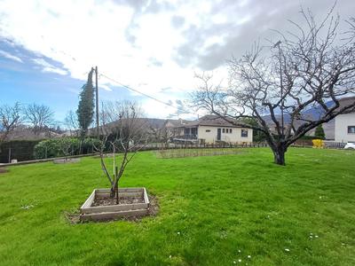 Maison - 339 m² - 15 pièces