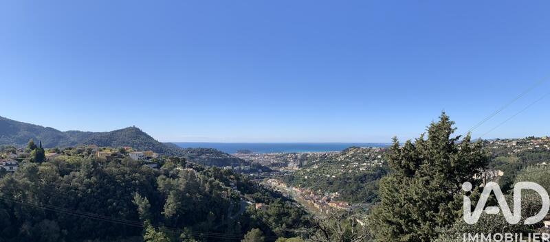 Maison - 186 m² - 6 pièces