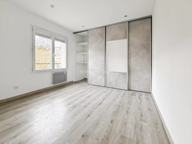Appartement - 90 m² - 4 pièces
