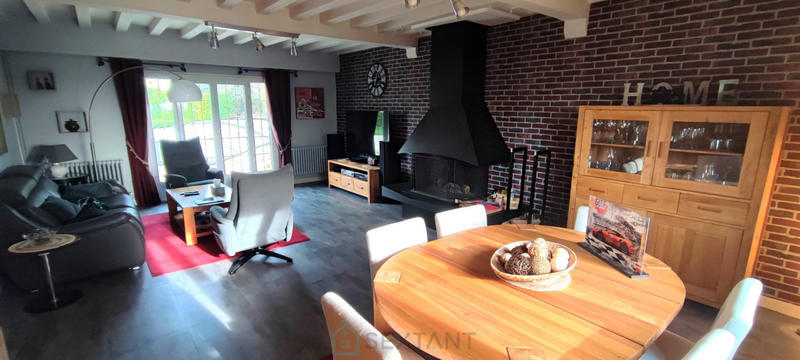 Maison - 193 m² - 7 pièces