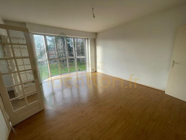 Appartement - 81 m² - 5 pièces