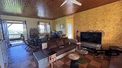 Maison - 84 m² - 4 pièces