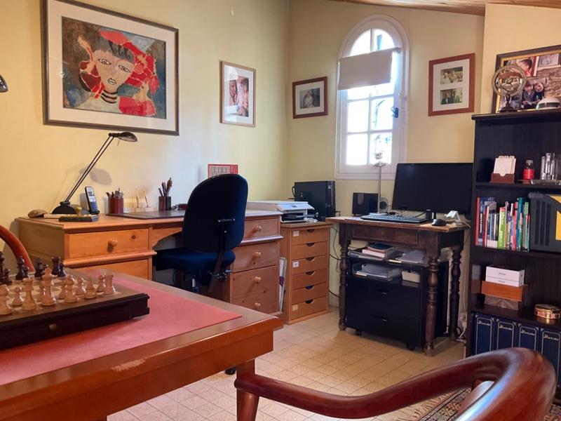 Maison - 181 m² - 7 pièces