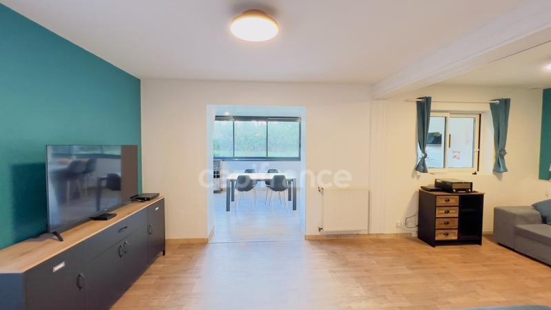 Maison - 122 m² - 6 pièces