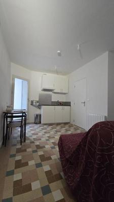 Studio - 15 m² - 1 pièce