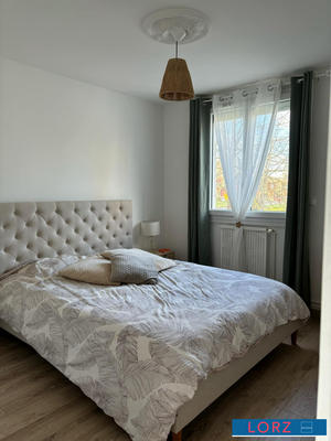 Maison - 96 m² - 5 pièces