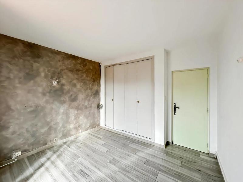 Maison - 165 m² - 6 pièces