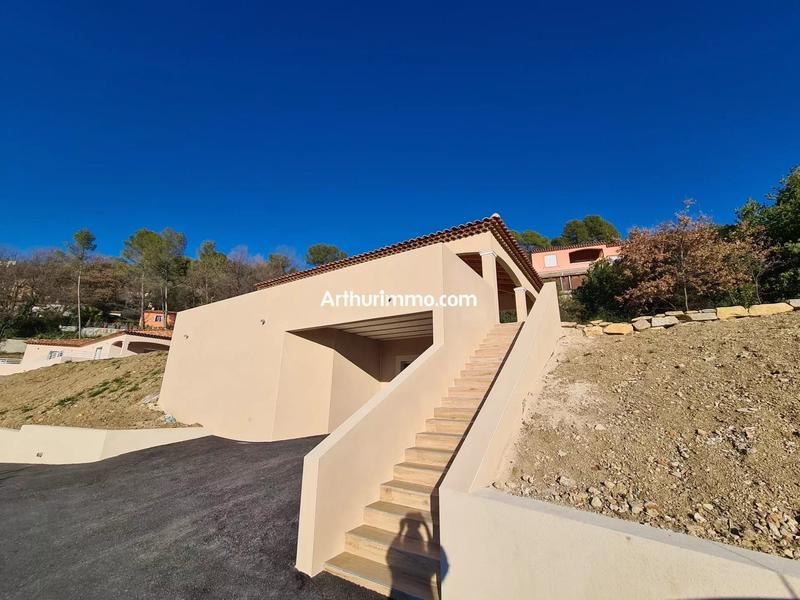 Maison - 102 m² - 4 pièces