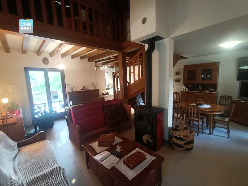 Maison - 130 m² - 6 pièces