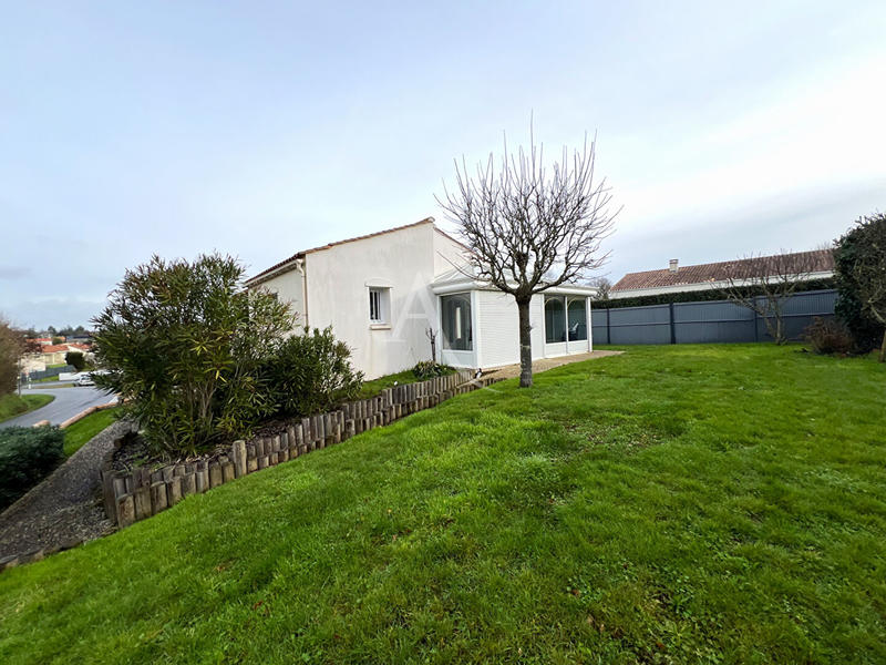 Maison - 99 m² - 6 pièces