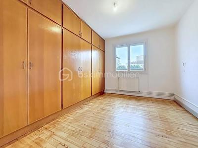 Appartement - 82 m² - 4 pièces