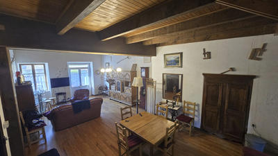 Maison - 147 m² - 5 pièces