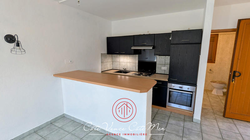 Maison - 257 m² - 9 pièces