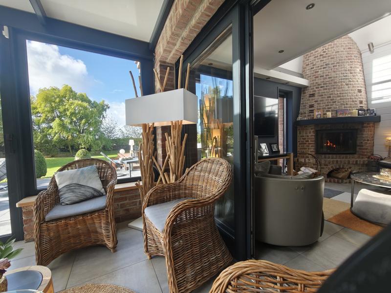 Maison - 205 m² - 10 pièces