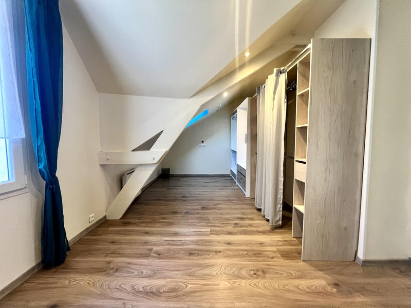 Maison - 111 m² - 5 pièces