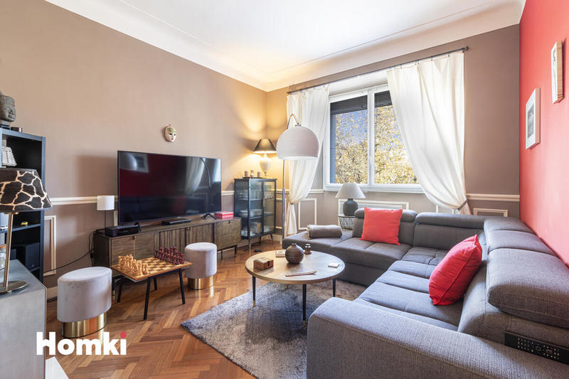 Appartement - 80 m² - 3 pièces