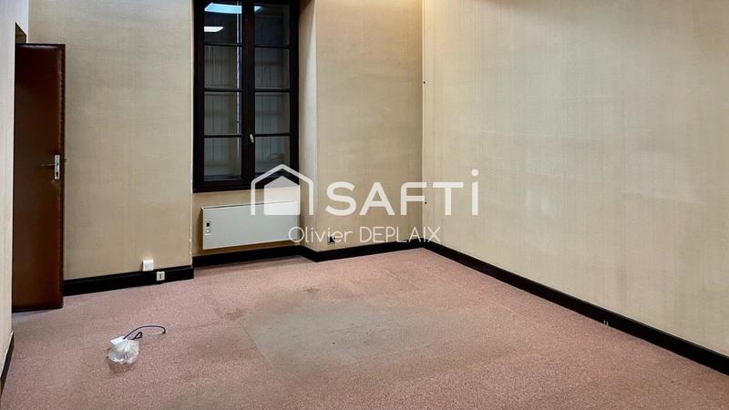 Bureau - 225 m² - 9 pièces