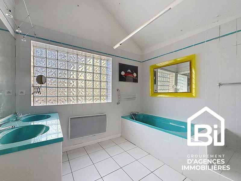 Maison de ville - 137 m² - 4 pièces