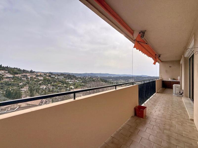 Appartement - 85 m² - 4 pièces