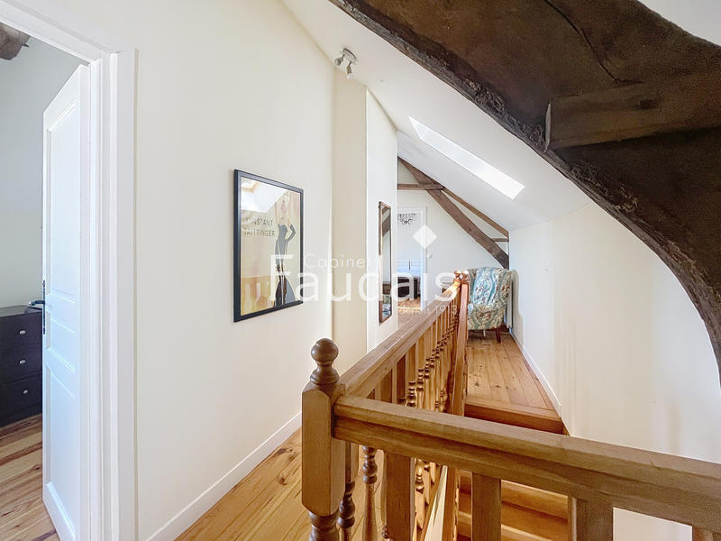 Maison - 180 m² - 7 pièces