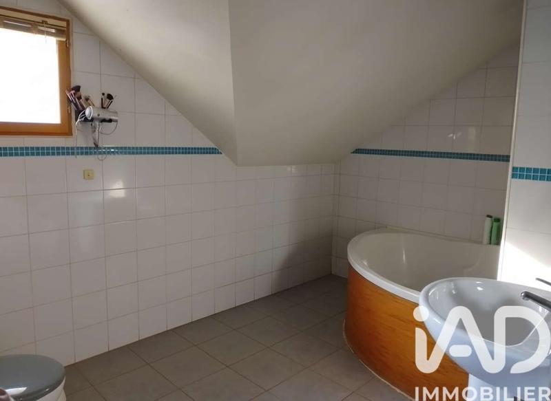 Maison - 105 m² - 6 pièces