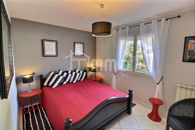 Villa - 130 m² - 5 pièces