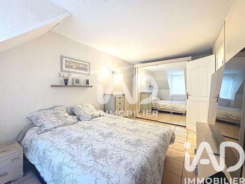 Maison - 137 m² - 5 pièces