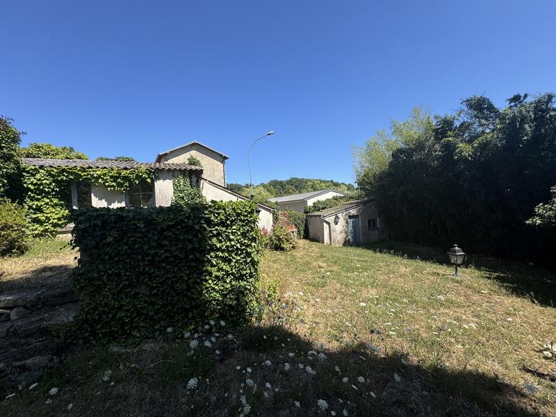 Maison - 197 m² - 8 pièces