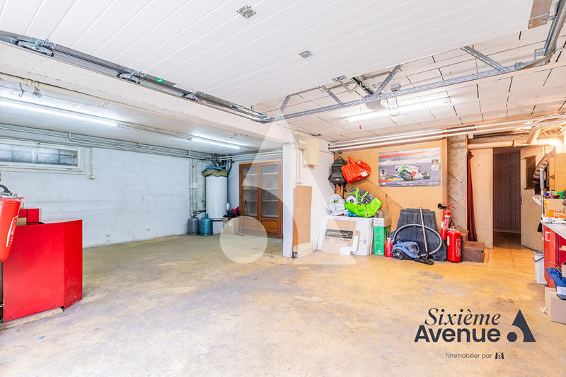 Maison - 92 m² - 5 pièces