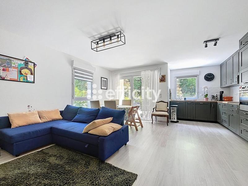 Appartement - 90 m² - 4 pièces