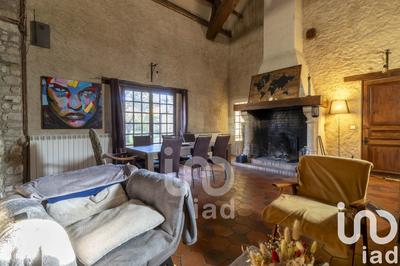 Maison de village - 250 m² - 7 pièces