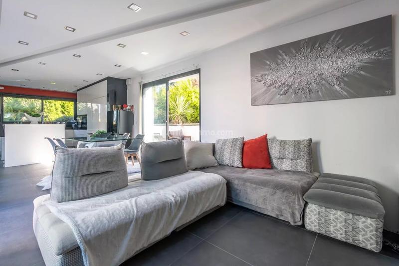 Maison - 145 m² - 5 pièces