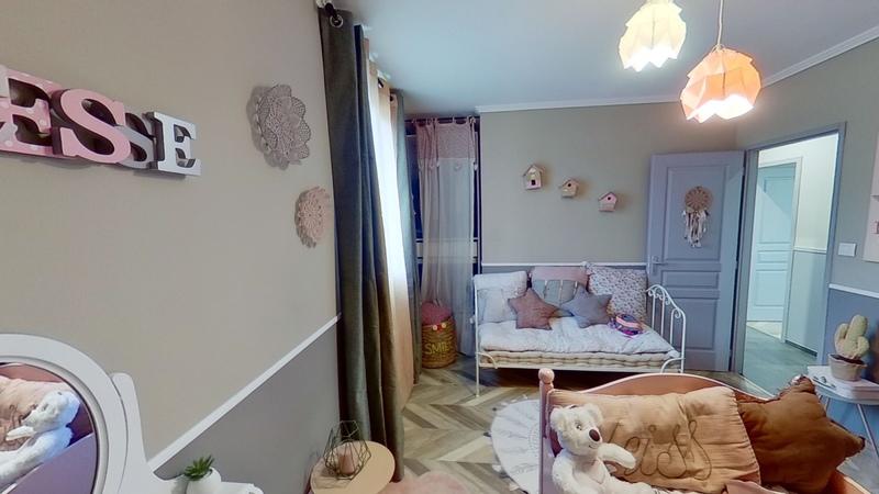 Maison - 200 m² - 6 pièces