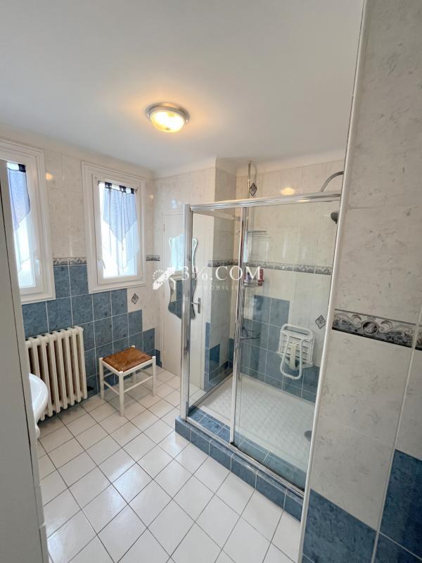 Maison - 97 m² - 5 pièces