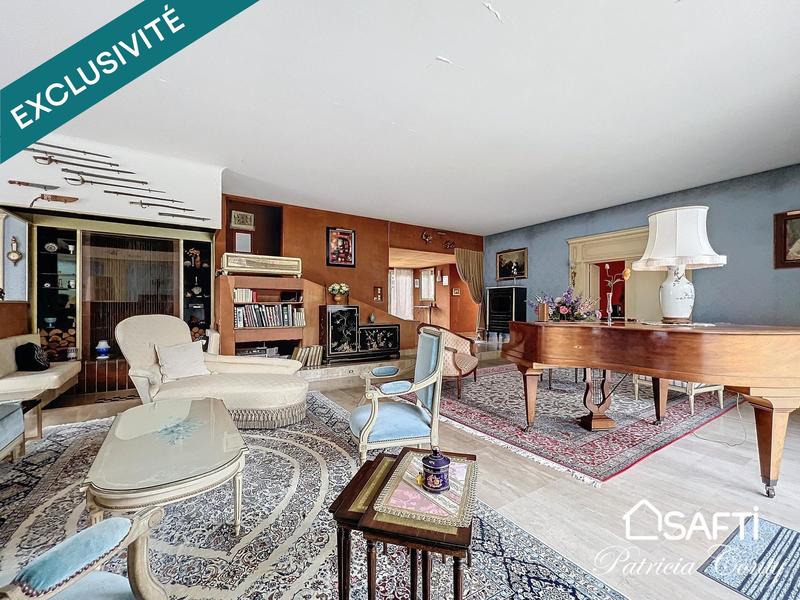 Maison - 460 m² - 11 pièces