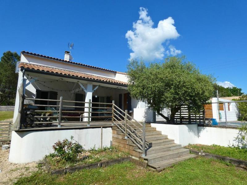 Maison - 240 m² - 6 pièces