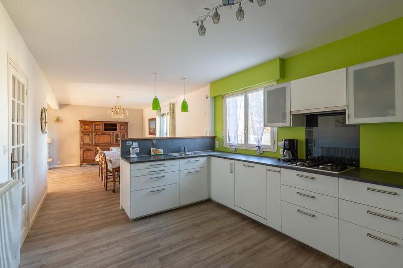 Pavillon - 101 m² - 5 pièces