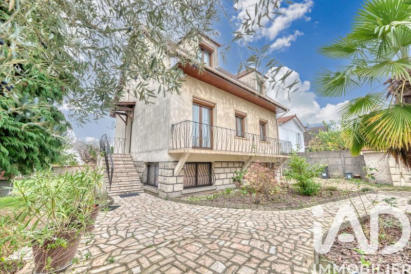 Maison - 105 m² - 5 pièces