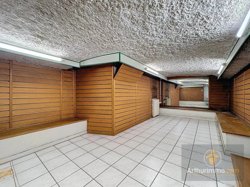 Bureau - 331 m² - 9 pièces