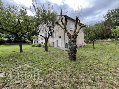 Maison de campagne - 205 m² - 6 pièces