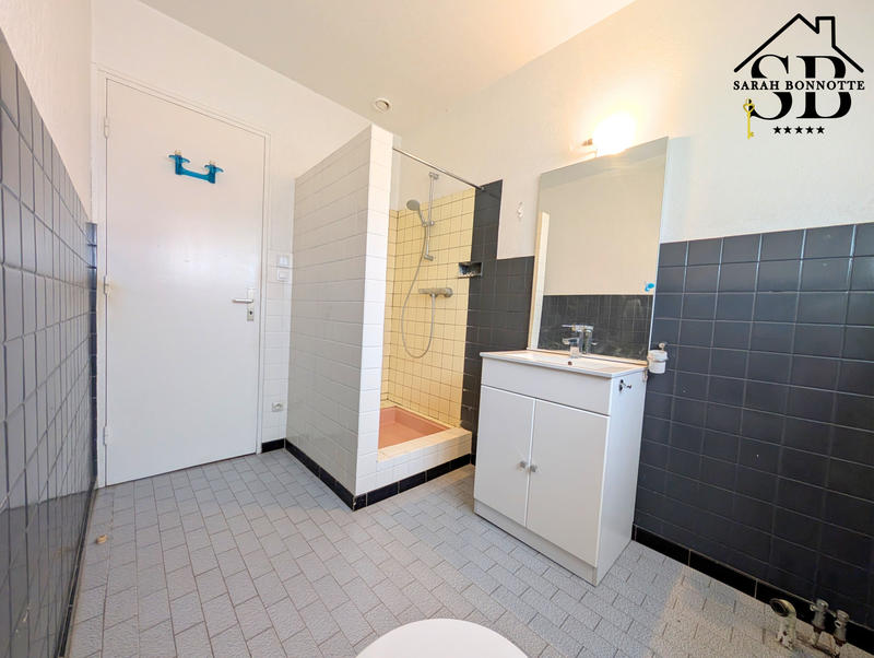 Maison - 190 m² - 8 pièces