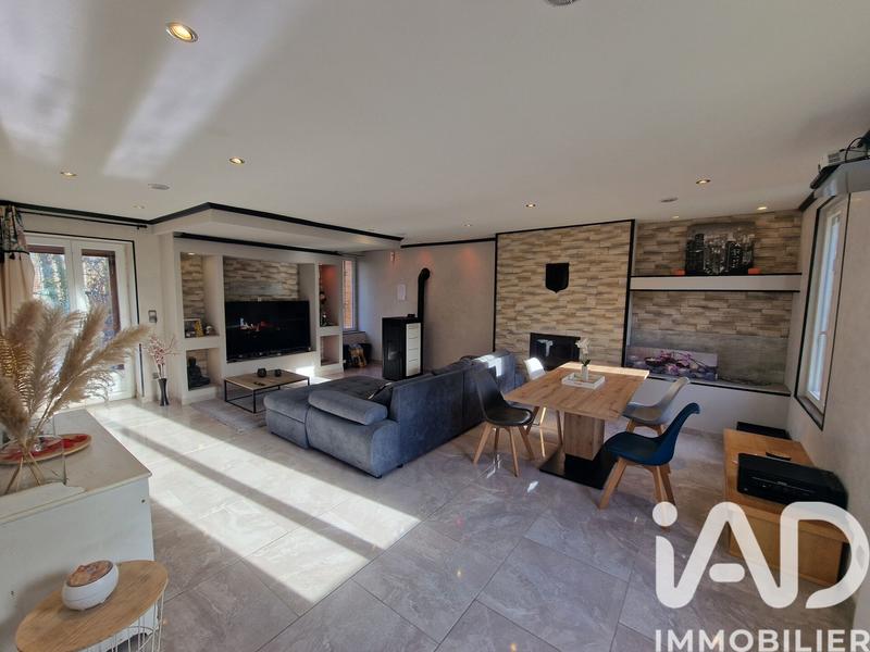 Maison - 142 m² - 5 pièces